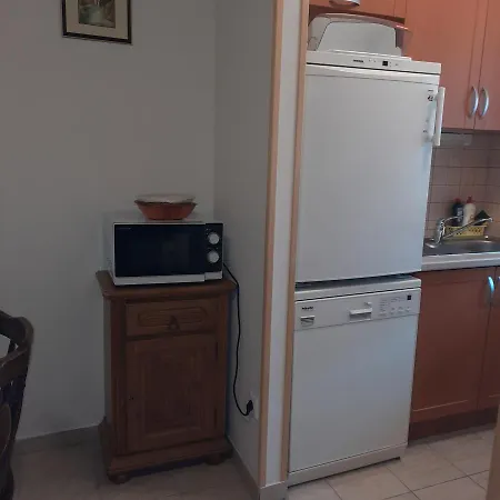 Golf Apartment Buk