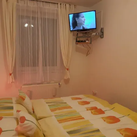 Golf Apartment
